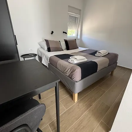 Antonela Apartment Seline